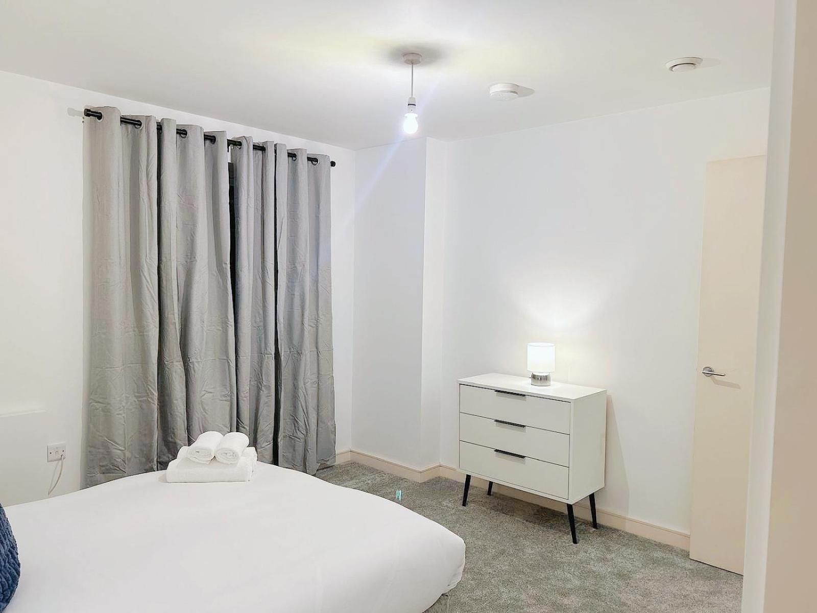 Luxury 2-bed With Stunning Views Near The Shard & Tower Bridge Apartament Londra