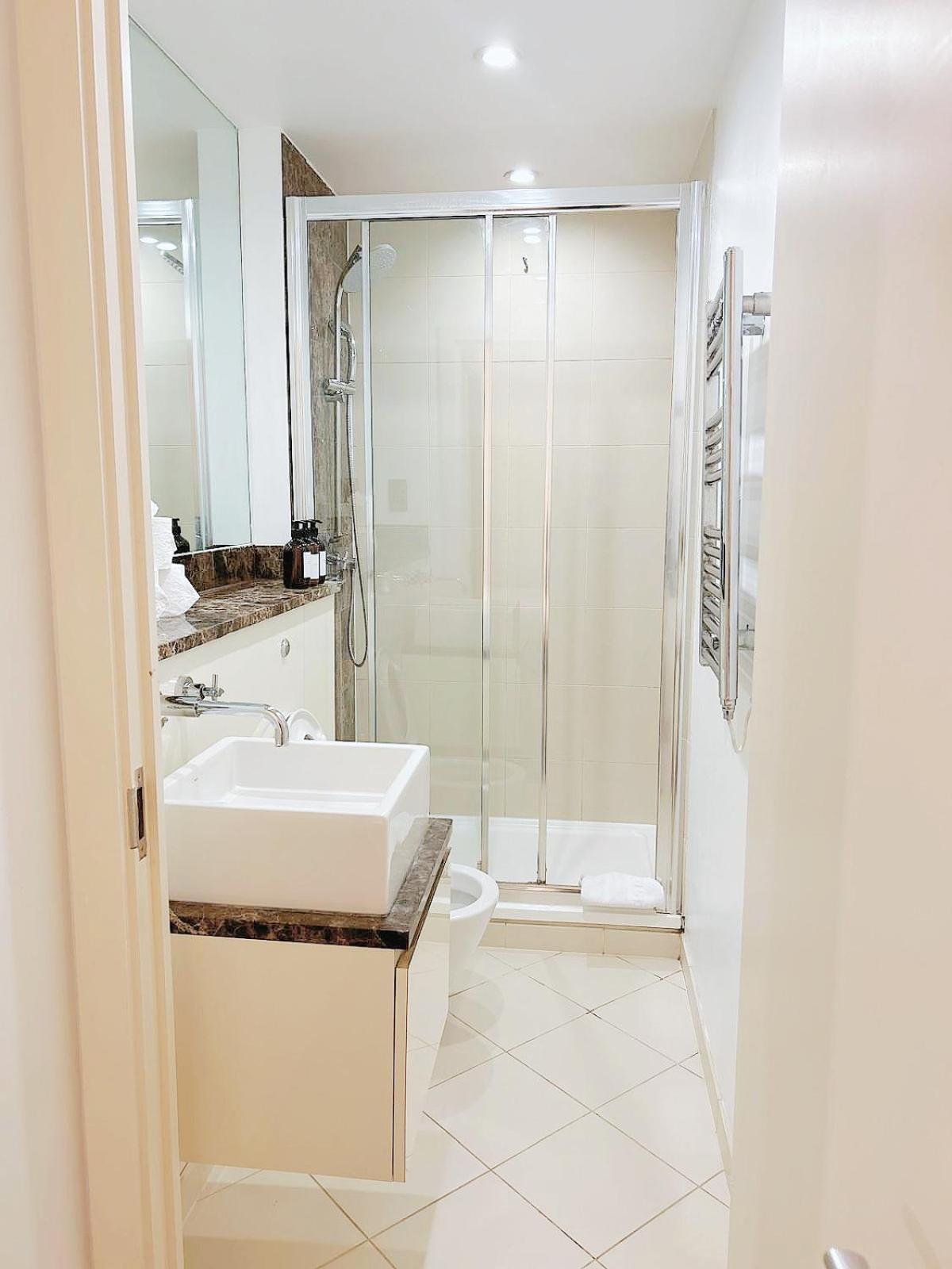 Appartamento Luxury 2-bed With Stunning Views Near The Shard & Tower Bridge *